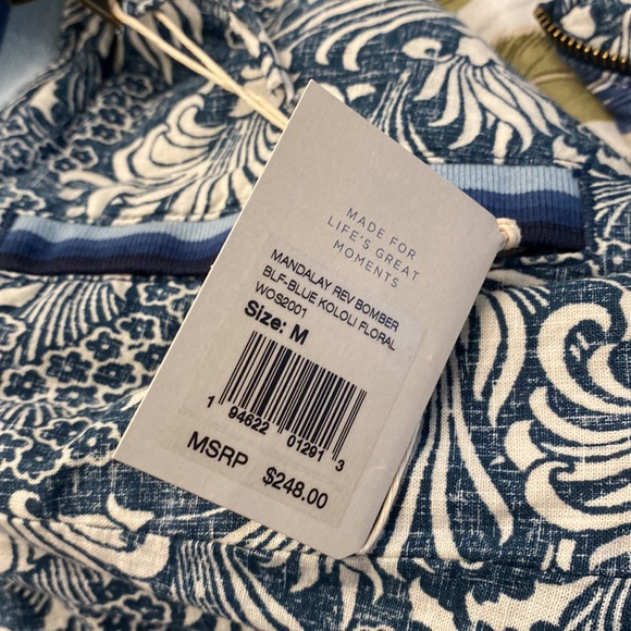 Faherty MANDALAY REVERSIBLE BOMBER JACKET IN Blue FLORAL - Picture 2 of 3